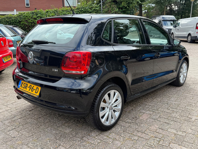 Foto 5 van Volkswagen POLO 1.2 TSI Comfortline *5DRS*CLIMA*STOELVERW.*CRUISE*PDC*LM. VELGEN*NETTE AUTO