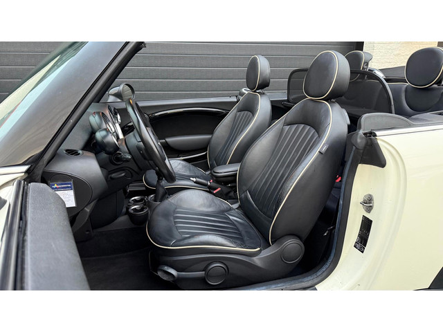Foto 9 van Mini Cabrio 1.6 Cooper S Chili 184pk | Leder | Xenon | Navi | Stoelverwarming | PDC