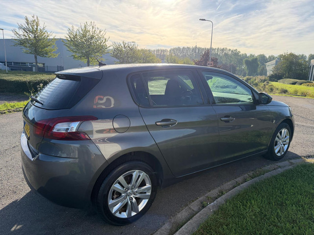 Foto 6 van Peugeot 308 | 2017 | 1.6 BlueHDi Blue Lease Executive | Export en Handel | APK