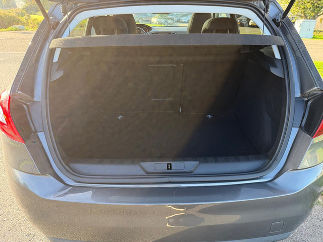Foto 2 van Peugeot 308 | 2017 | 1.6 BlueHDi Blue Lease Executive | Export en Handel | APK