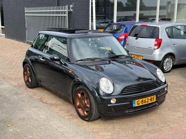 Foto 6 van Mini Cooper Pepper 1.6/Airco/Panorama Dak/Leer/Nieuw Apk