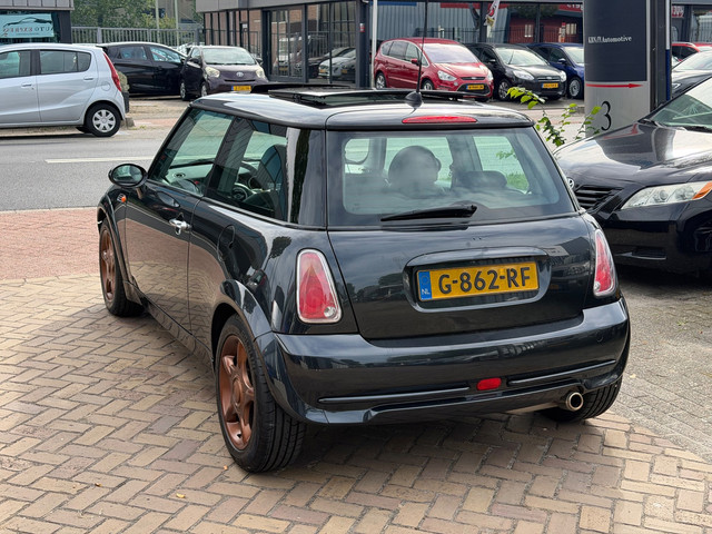 Foto 8 van Mini Cooper Pepper 1.6/Airco/Panorama Dak/Leer/Nieuw Apk