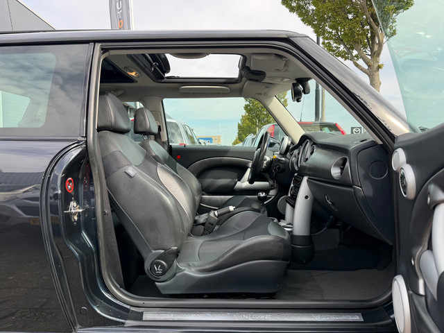Mini Cooper Pepper 1.6/Airco/Panorama Dak/Leer/Nieuw Apk