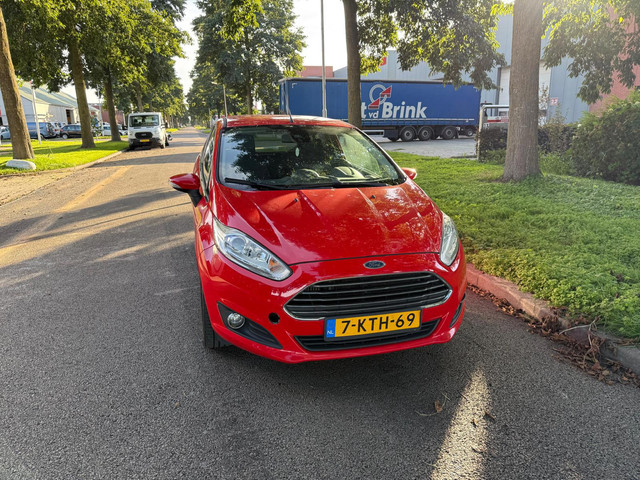 Foto 5 van Ford Fiesta 1.6 TDCi Titanium apk 11-7-2027