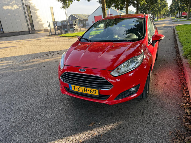Foto 4 van Ford Fiesta 1.6 TDCi Titanium apk 11-7-2027