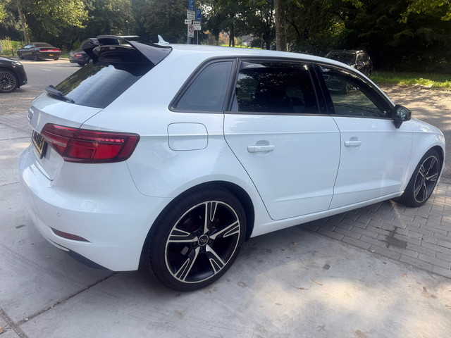 Foto 5 van Audi A3 Sportback 1.0 TFSI Sport Lease Edition Virtuele scherm Navi Keyless Entry