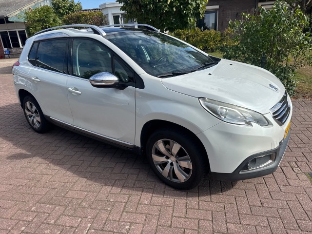 Foto 4 van PEUGEOT 2008 *Pano*Car Play*Trekhaak*Allure