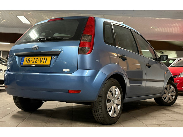 Foto 5 van Ford Fiesta 1.3 Ambiente|NAP|APK04-27|Nettestaat|Scherpeprijs|5Deurs