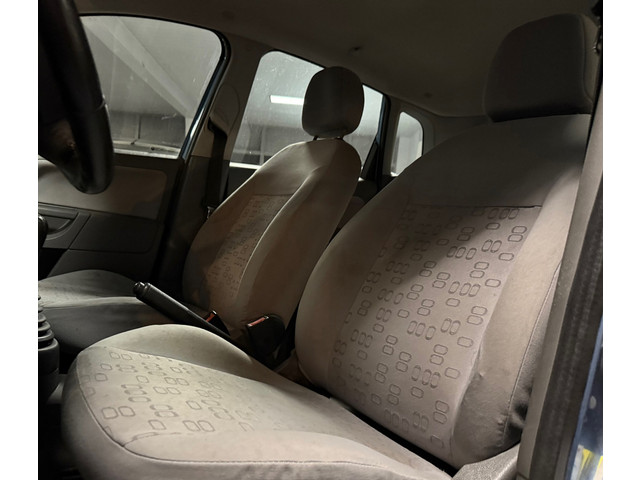 Foto 6 van Ford Fiesta 1.3 Ambiente|NAP|APK04-27|Nettestaat|Scherpeprijs|5Deurs