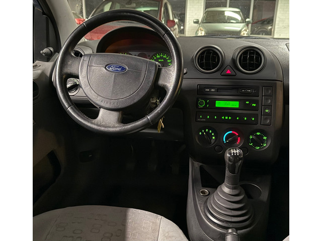 Foto 9 van Ford Fiesta 1.3 Ambiente|NAP|APK04-27|Nettestaat|Scherpeprijs|5Deurs