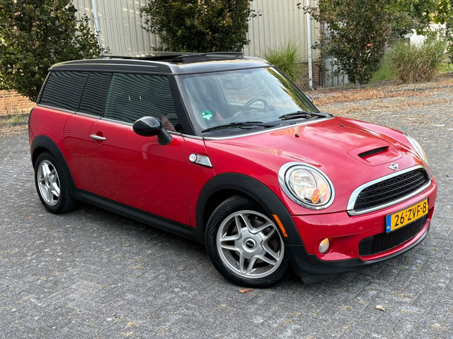 Foto 6 van MINI Clubman 1.6 Cooper S Chili Panoramadak Airco ijskoud APK