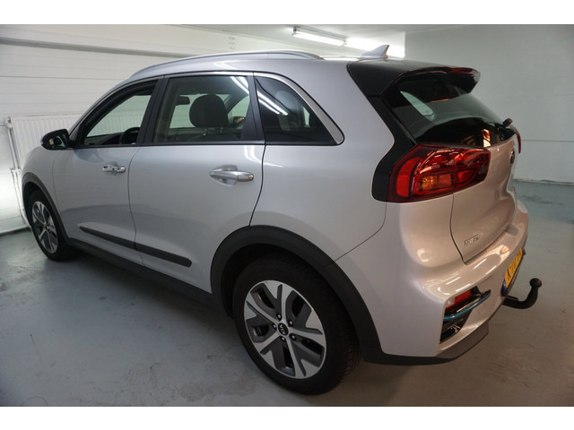 Foto 6 van Kia E-Niro DynamicLine 64 kWh €14950/ CAMERA / NAP