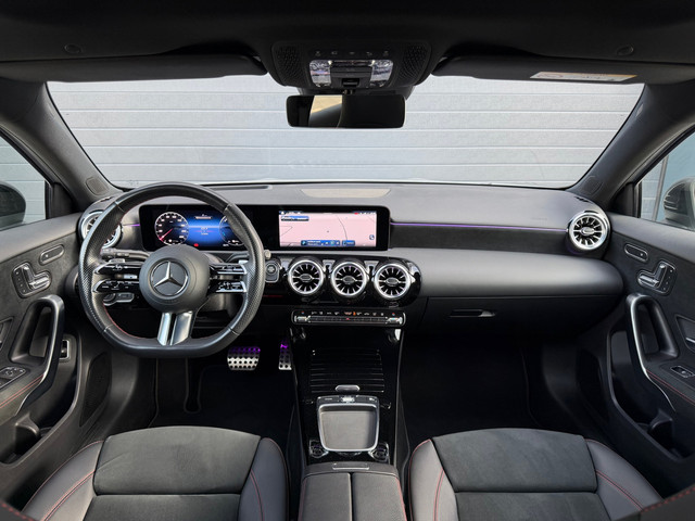 Foto 9 van Mercedes-Benz A-klasse 250 e AMG|PANO|360°|HUD|MEMORY|TEKHAAK|SFEER|19''