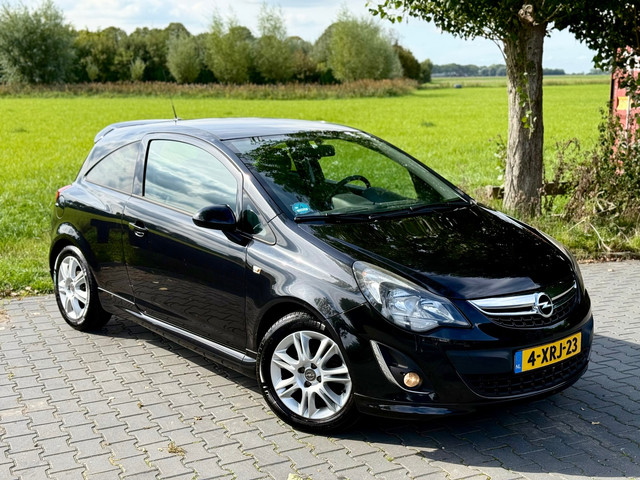 Foto 3 van Opel Corsa 1.2-16V BlitZ Stoel-&Stuurverwarming Dealer onderhouden