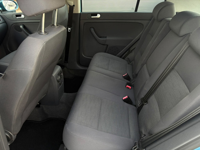 Foto 8 van Volkswagen Golf Plus 1.6 FSI Comfortline Business AIRCO SPORTVELGEN