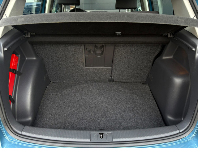 Foto 9 van Volkswagen Golf Plus 1.6 FSI Comfortline Business AIRCO SPORTVELGEN