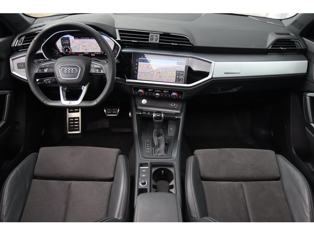 Foto 7 van Audi Q3 45 TFSI Quattro 3x S-Line / PANO / B&O / ACC / KEYLESS / CAMERA / ELEK-STOELEN / VIRTUAL