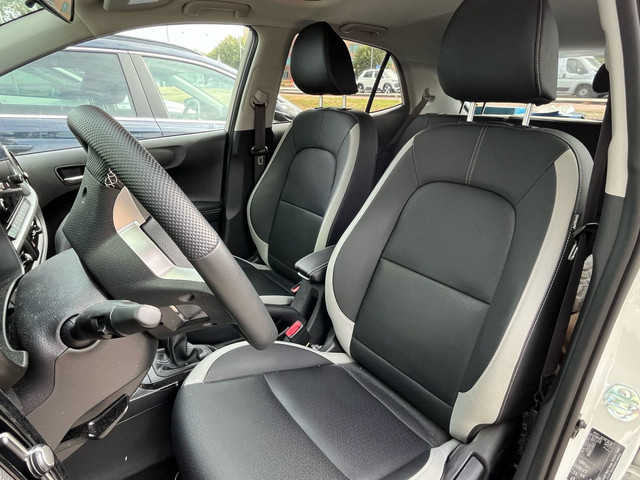Foto 6 van Kia Picanto 1.0 DPI GT-Line NAVIGATIE | KEYLESS | KEURIGE AUTO!