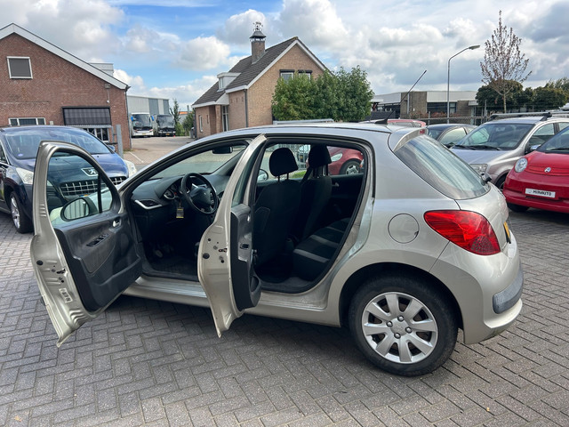 Foto 10 van Peugeot 207 1.4 Color-line | AIRCO | APK 09-2027 | 5 DEURS |