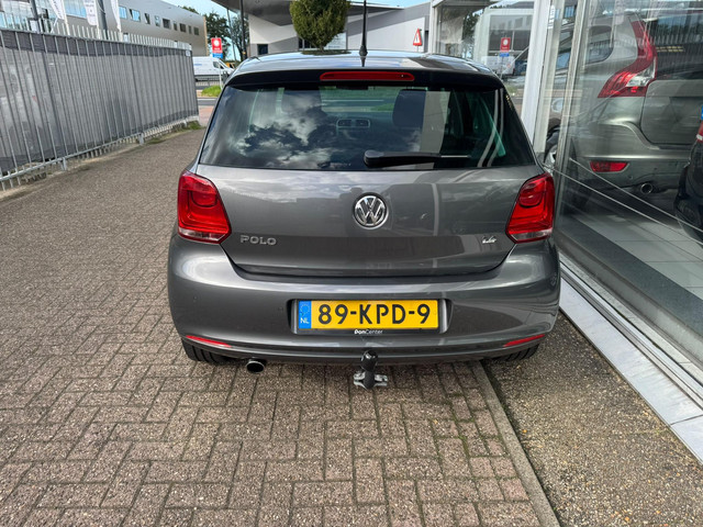 Foto 6 van Volkswagen Polo 1.4-16V Highline | 3e eigenaar | Airco | Trekhaak | Parkeersensoren | Cruise control