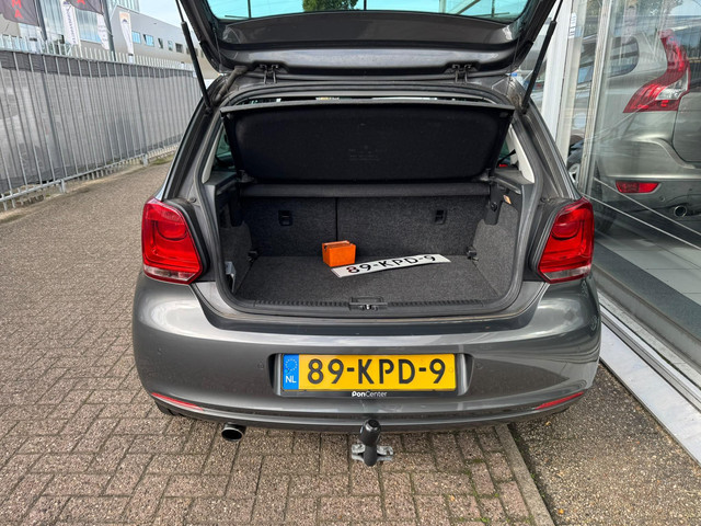 Foto 7 van Volkswagen Polo 1.4-16V Highline | 3e eigenaar | Airco | Trekhaak | Parkeersensoren | Cruise control