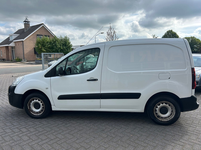 Foto 6 van Peugeot Partner 120 1.6 BlueHDi 75 L1 XR | AIRCO | CRUISE |