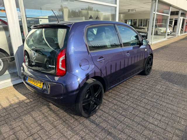 Foto 5 van Volkswagen Up! 1.0 move up! BlueMotion | Airco | Elektrische ramen | Nieuwe APK | NAP |