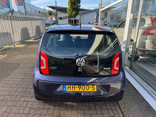 Foto 6 van Volkswagen Up! 1.0 move up! BlueMotion | Airco | Elektrische ramen | Nieuwe APK | NAP |