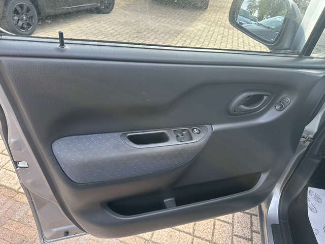 Foto 6 van Suzuki Wagon R+ 1.3 AUTOMAAT/ AIRCO/ HOGE INSTAP!