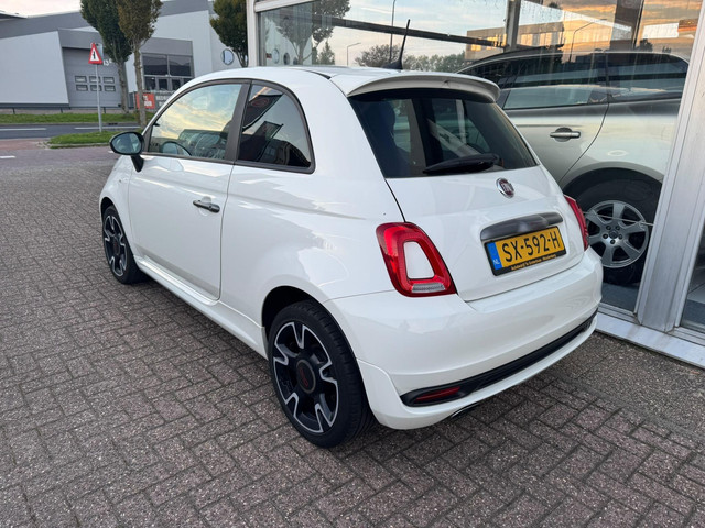 Foto 8 van Fiat 500 1.2 Lounge | Airco | Elektrische ramen | Lederen bekleding | Cruise control | Navigatie | A