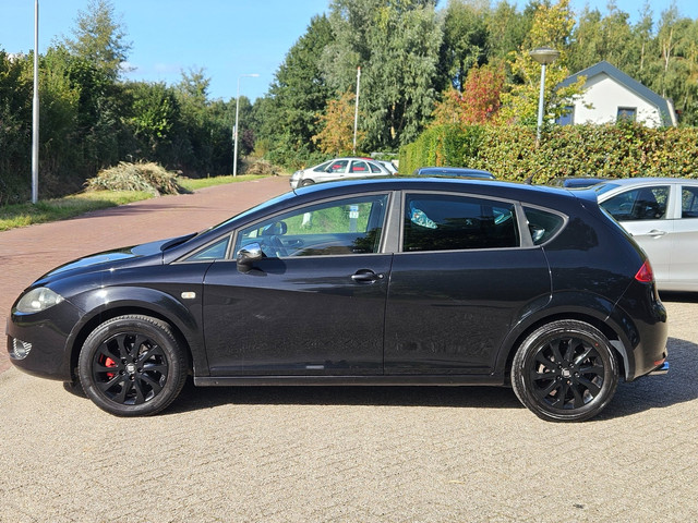 Foto 4 van Seat Leon 1.6 Sportstyle|AIRCO|CruiseControl|NW APK 10-2027 + Onderhoudsbeurt|KM NAP|Distributie 186