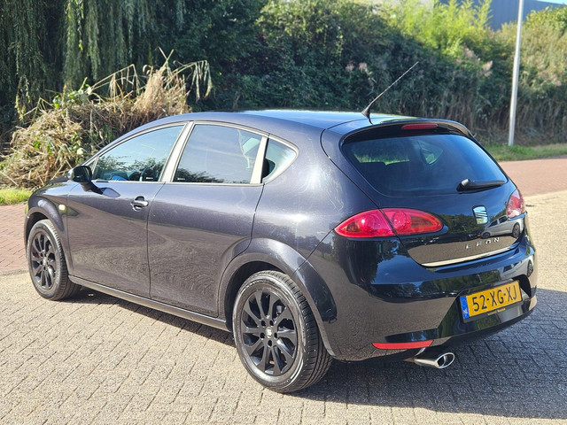 Foto 10 van Seat Leon 1.6 Sportstyle|AIRCO|CruiseControl|NW APK 10-2027 + Onderhoudsbeurt|KM NAP|Distributie 186