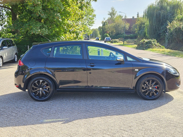 Foto 8 van Seat Leon 1.6 Sportstyle|AIRCO|CruiseControl|NW APK 10-2027 + Onderhoudsbeurt|KM NAP|Distributie 186