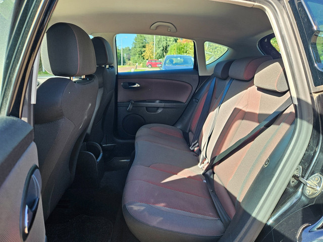 Seat Leon 1.6 Sportstyle|AIRCO|CruiseControl|NW APK 10-2027 + Onderhoudsbeurt|KM NAP|Distributie 186