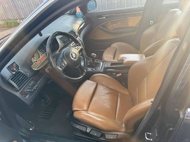 Foto 9 van BMW 3-serie 325i Lifestyle Edition