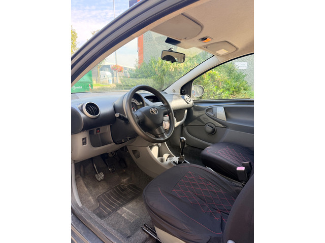 Foto 6 van Toyota Aygo 1.0-12V | grijs NAP|Airco|