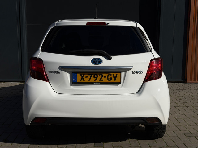 Foto 6 van Toyota Yaris 1.0 VVT-i Comfort|Airco|Scherm|Bluetooth|Elektrische Ramen