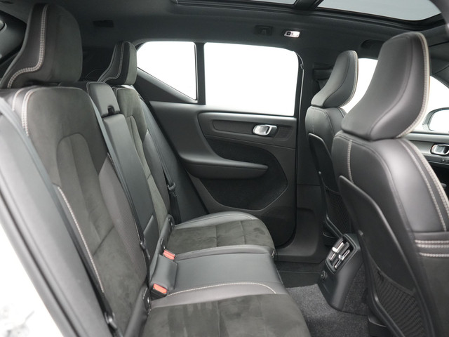Foto 7 van Volvo XC40 T5 Recharge R-Design PHEV 262pk | Panodak | Adaptive Cruise | Camera | Alcantara Sportsto