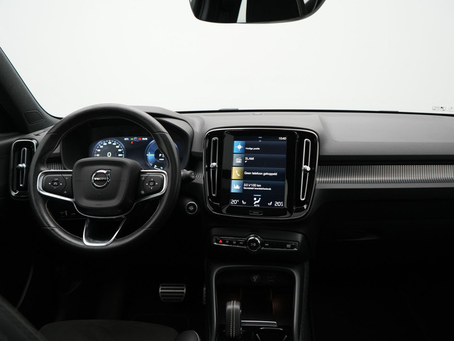 Foto 10 van Volvo XC40 T5 Recharge R-Design PHEV 262pk | Panodak | Adaptive Cruise | Camera | Alcantara Sportsto