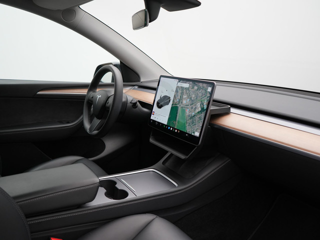 Foto 5 van Tesla Model Y Long Range AWD 75 kWh 441pk | Full Self-Driving Capability | Panodak | Adaptive Cruise