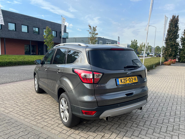 Foto 2 van Ford KUGA 1.5 EcoBoost ST Line