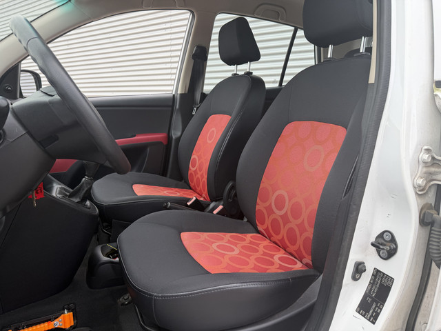 Foto 7 van Hyundai i10 1.1 Active Cool | Nieuw Binnen! | Airco | APK 26-02-2027 | Rijklaar