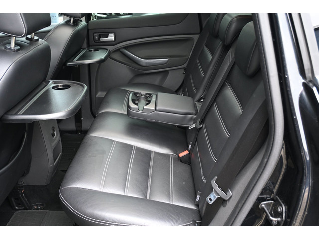 Foto 7 van Ford KUGA 2.5 20V Trend, Leer, Panodak, Trekhaak, Volledig onderhouden!