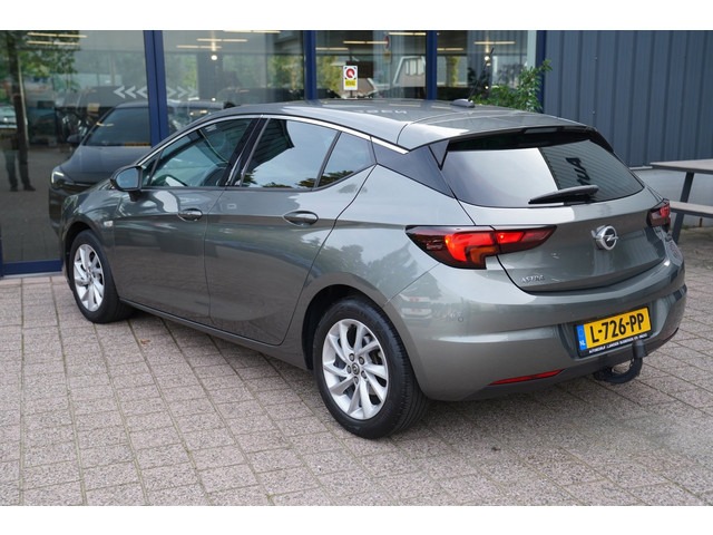 Foto 2 van Opel Astra 1.2 Business Elegance|Prijs rijklaar incl. 12 mnd garantie| LMV DAB Camera Trekhaak PDC N