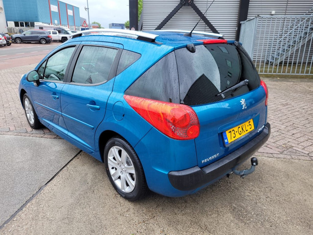 Foto 3 van Peugeot 207 SW 1.6 VTi XS Panoramadak (bj 2008)
