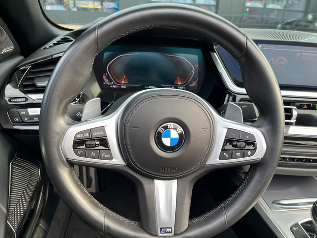 Foto 7 van BMW Z4 Roadster BMW Z4 Sdrive20i 197pk Aut 2021 M Sport Grijs FULL OPTIONS