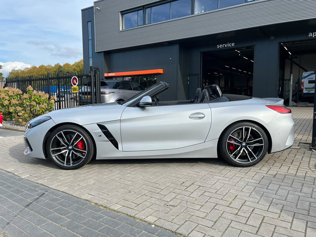 Foto 8 van BMW Z4 Roadster BMW Z4 Sdrive20i 197pk Aut 2021 M Sport Grijs FULL OPTIONS