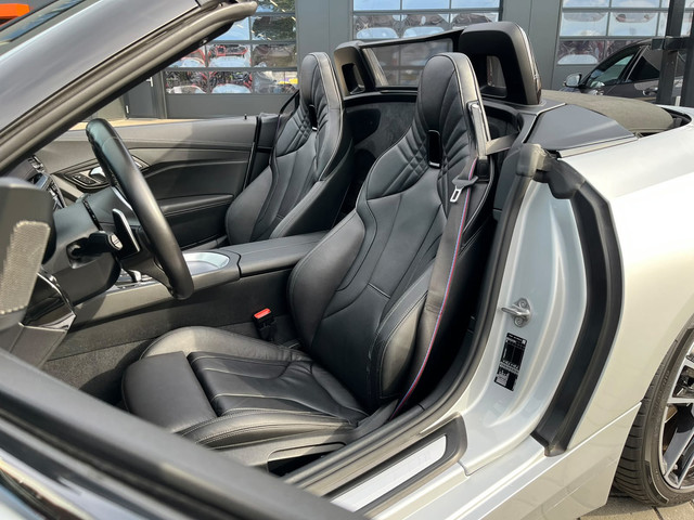 Foto 9 van BMW Z4 Roadster BMW Z4 Sdrive20i 197pk Aut 2021 M Sport Grijs FULL OPTIONS