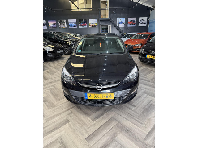 Foto 10 van Opel Astra 1.4 Turbo Blitz