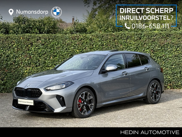 Foto 2 van BMW 1-serie 120 M Sport Pro | Panorama dak | Trekhaak | Camera | Getint glas